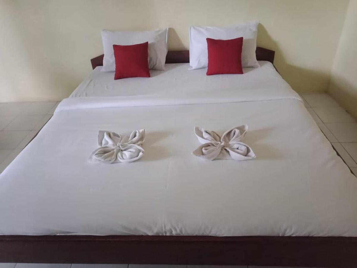 Long Beach Hotel Pangandaran Bagian luar foto
