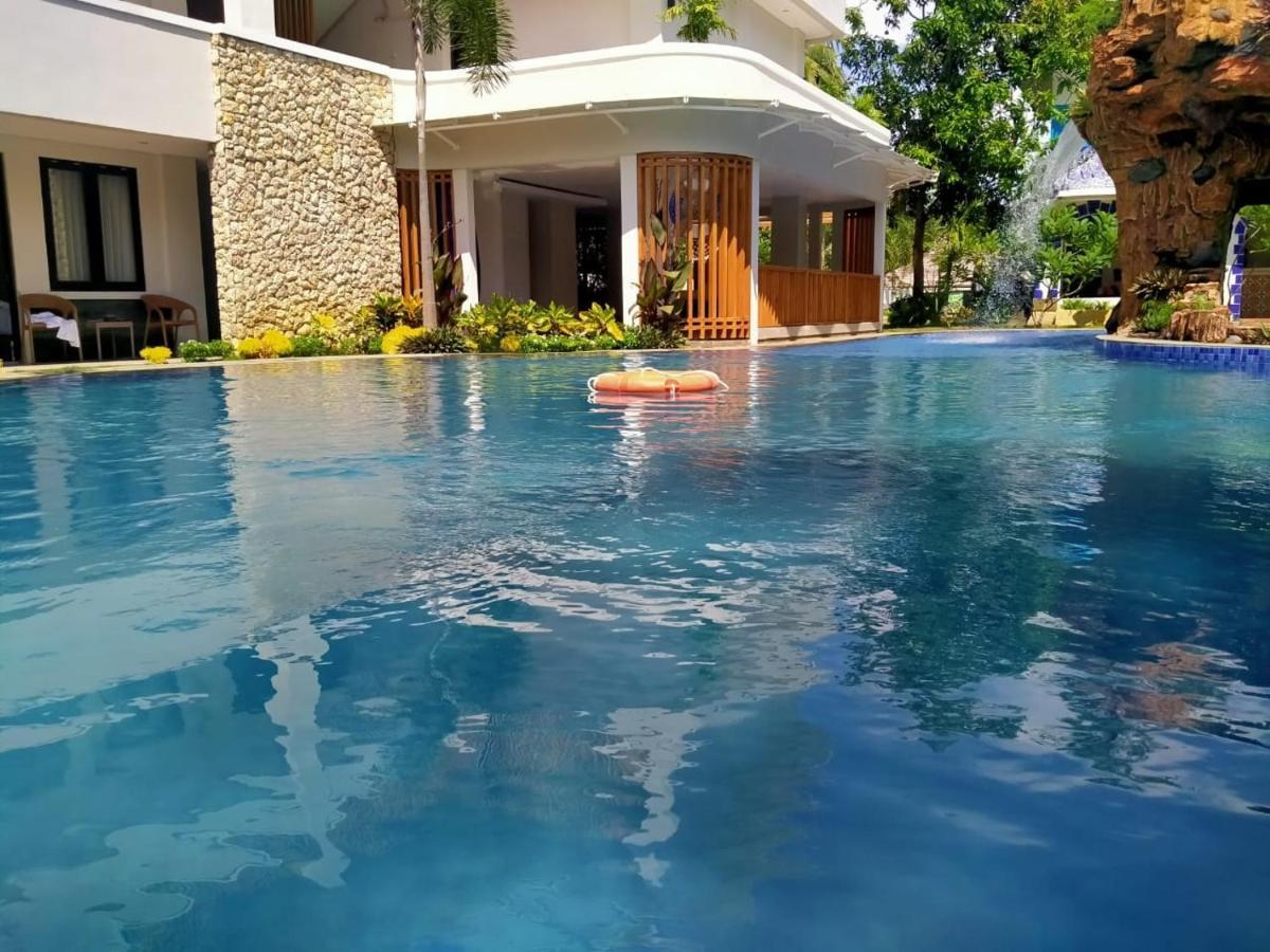 Long Beach Hotel Pangandaran Bagian luar foto